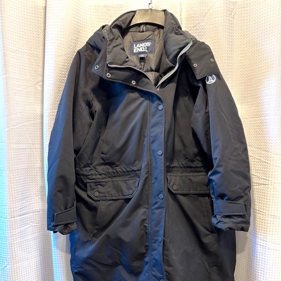 NWOT Land's End Squall Parka size 1X (16-18, runs large) Black - Picture 1 of 2